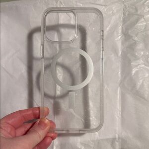 OtterBox Clear Glitter Case with MagSafe
iPhone 15 Pro Max